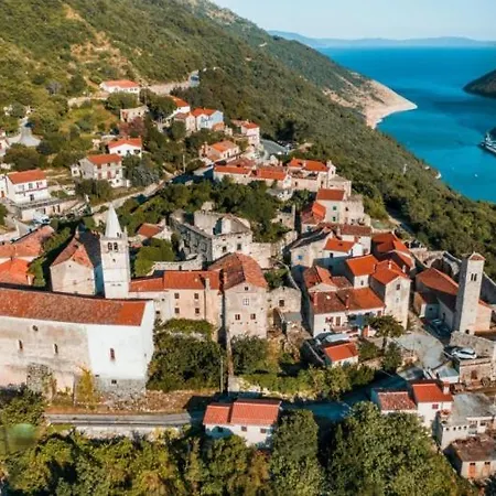 Nela Krsan