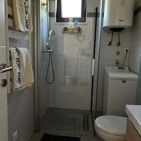 Nela Apartment Krsan